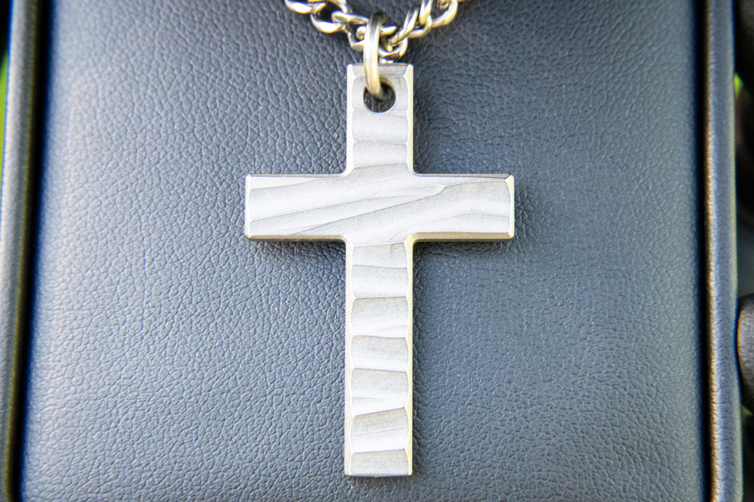 Titanium Necklaces: The Perfect Blend of Strength, Style, and Comfort