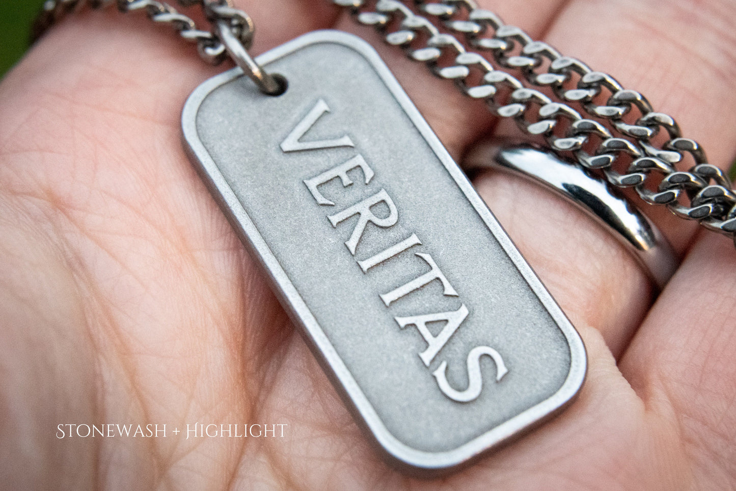 Veritas Tag, Titanium